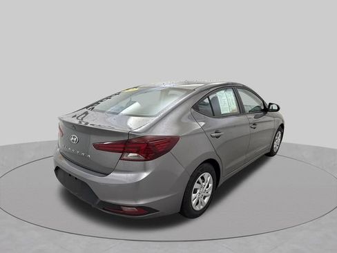 Used 2020 Hyundai Elantra SE w/ Cargo Package (C1) FWD image 6