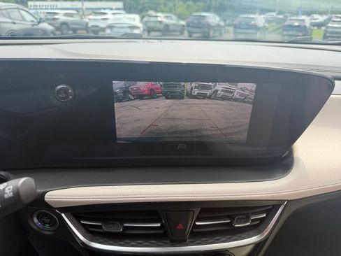 Used 2024 Buick Encore GX Sport Touring AWD/4WD image 18