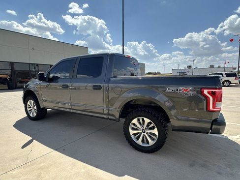 Used 2017 Ford F150 XL w/ Equipment Group 101A Mid AWD/4WD image 9