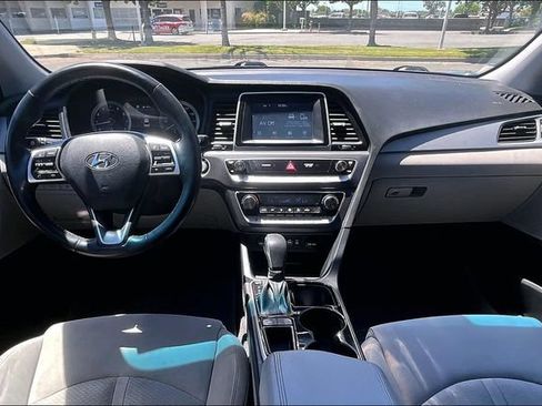 Used 2019 Hyundai Sonata SEL FWD image 14