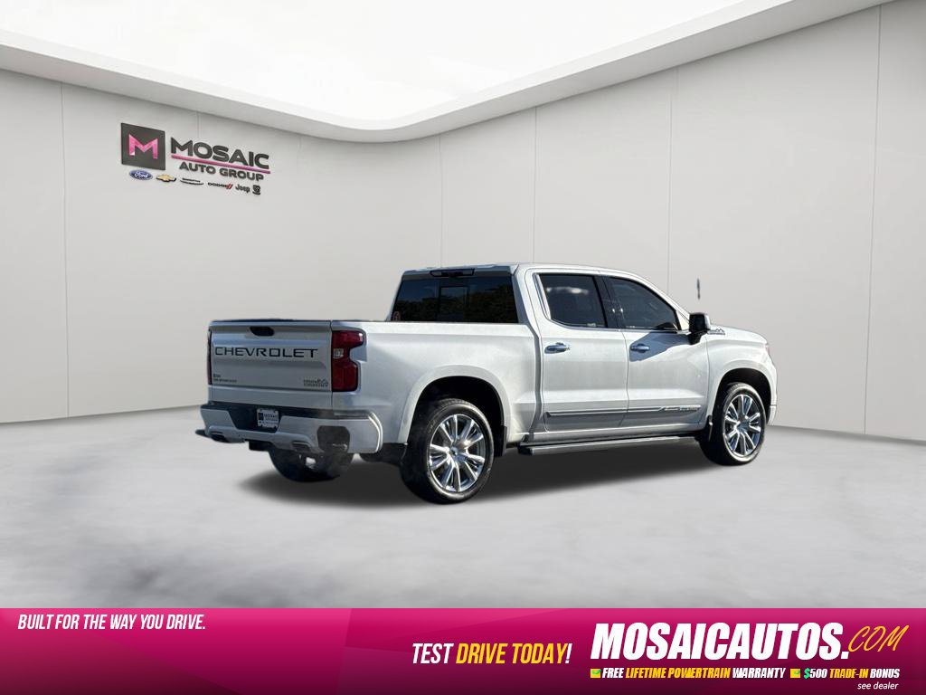 Used 2024 Chevrolet Silverado 1500 High Country AWD/4WD image 7