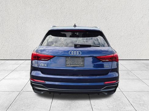 Used 2022 Audi Q3 2.0T Premium w/ Convenience Package AWD/4WD image 4