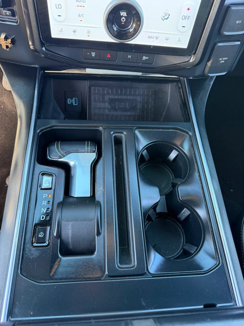 Used 2022 Ford F150 Lightning Platinum AWD/4WD image 26