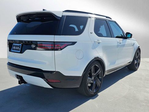 Used 2023 Land Rover Discovery HSE R-Dynamic image 5