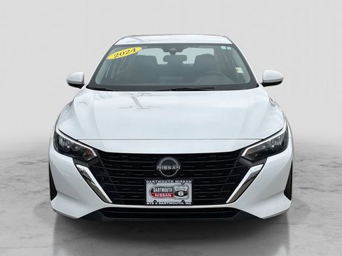 Used 2024 Nissan Sentra SV image 2