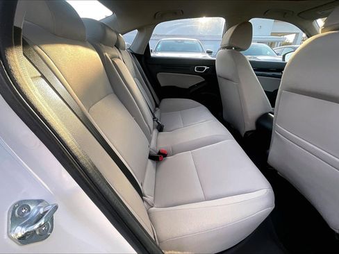 Used 2024 Honda Civic EX image 25