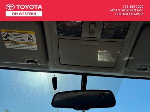 Used 2015 Nissan Frontier PRO-4X image 18