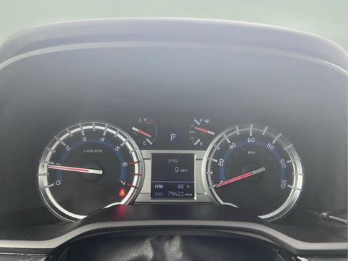 Used 2018 Toyota 4Runner SR5 Premium AWD/4WD image 9