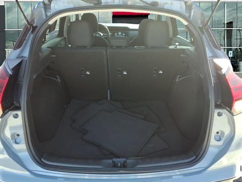 Used 2024 Nissan Kicks SV image 12