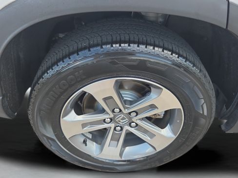 Certified 2024 Honda Pilot EX-L image 18
