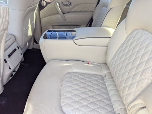 Certified 2024 INFINITI QX80 Sensory image 17