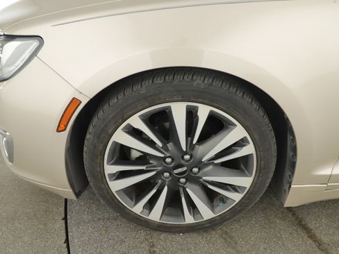 Used 2017 Lincoln MKZ Reserve w/ Climate Package image 4