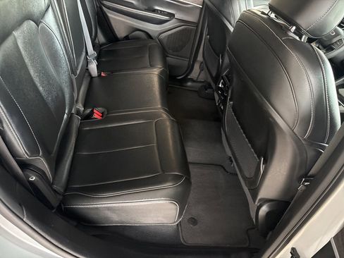 Used 2023 Jeep Grand Cherokee Limited image 25