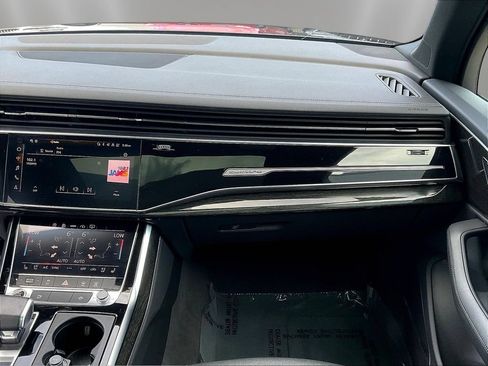 Used 2023 Audi Q7 2.0T Premium Plus w/ Premium Plus Package AWD/4WD image 25