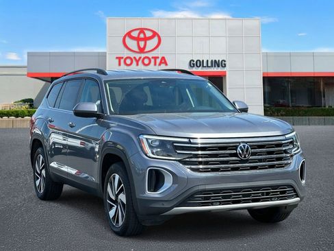 Used 2025 Volkswagen Atlas SE AWD/4WD image 7