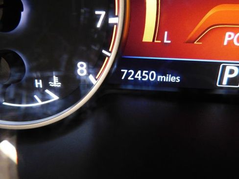 Used 2022 Nissan Maxima SR w/ Sport Mat Group image 39