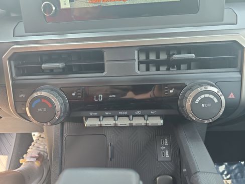 Used 2025 Toyota 4Runner TRD Sport AWD/4WD image 22