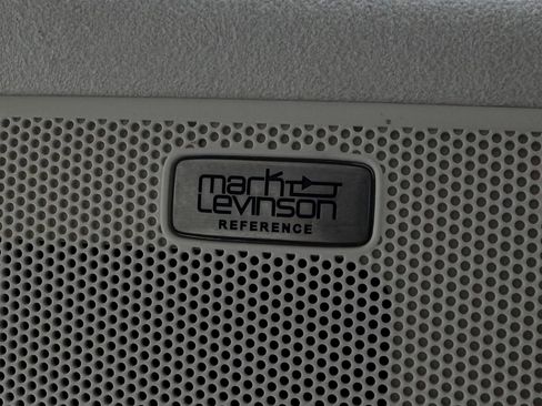 Used 2023 Lexus LS 500h AWD w/ Luxury Package image 54