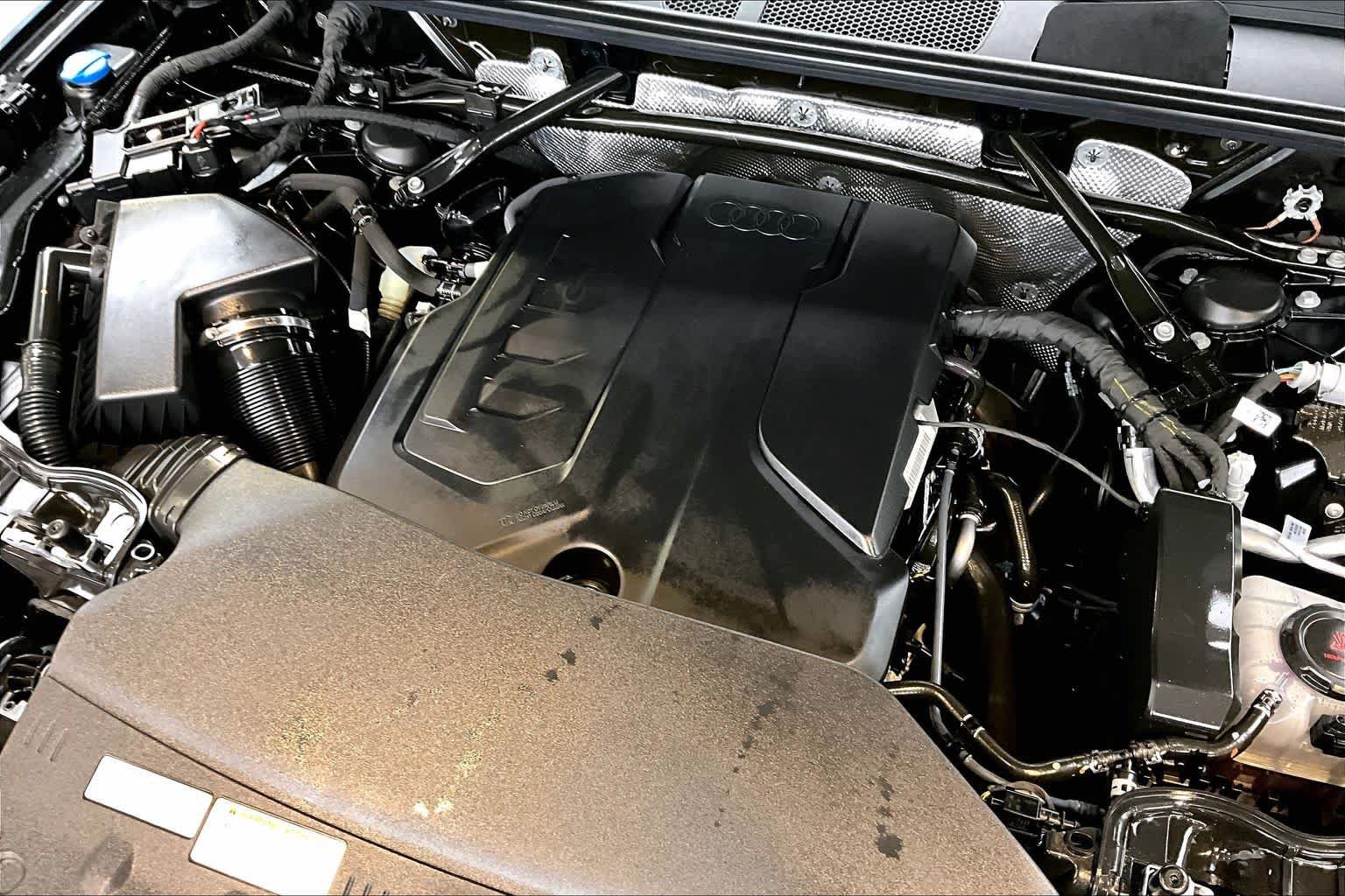 Certified 2025 Audi Q5 Premium AWD/4WD image 31