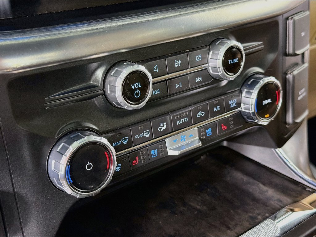 Used 2022 Ford F150 Lariat w/ Equipment Group 502A High AWD/4WD image 16