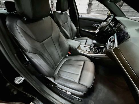Used 2021 BMW 330i xDrive Sedan AWD/4WD image 24
