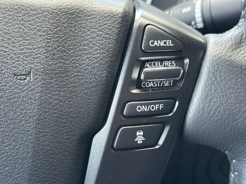 Used 2025 Nissan Frontier SV w/ SV Convenience Package image 30