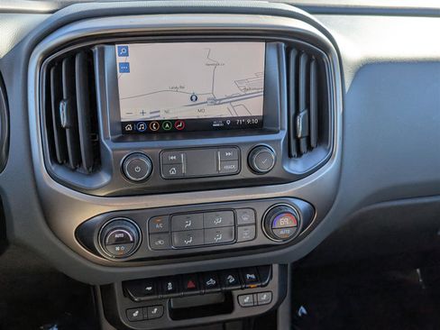 Used 2021 Chevrolet Colorado Z71 image 27