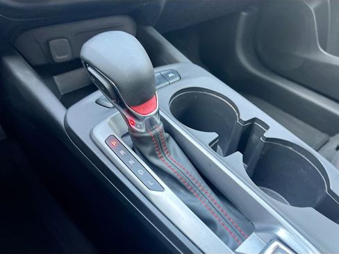 Used 2024 Chevrolet Trax RS w/ Driver Confidence Package image 16