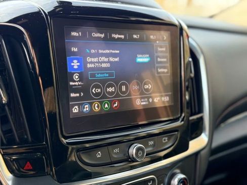 Certified 2023 Chevrolet Traverse RS image 12