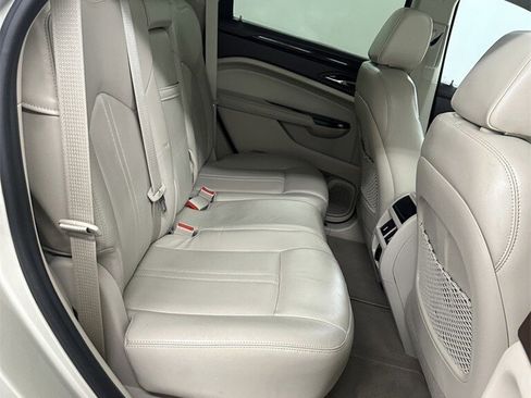 Used 2014 Cadillac SRX Luxury w/ Driver Awareness Package image 31