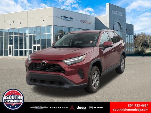Used 2023 Toyota RAV4 XLE w/ Convenience Package FWD image 1