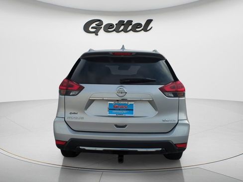 Used 2018 Nissan Rogue SL image 5