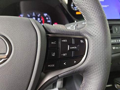 Used 2025 Lexus ES 350 F Sport image 28