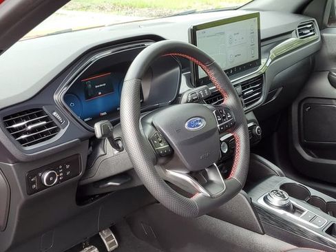 Certified 2023 Ford Escape ST-Line Select w/ Tech Pack #2 AWD/4WD image 12