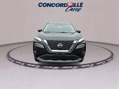 Certified 2023 Nissan Rogue SV AWD/4WD image 3