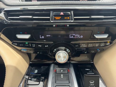 Used 2023 Acura MDX SH-AWD w/ Advance Package image 21