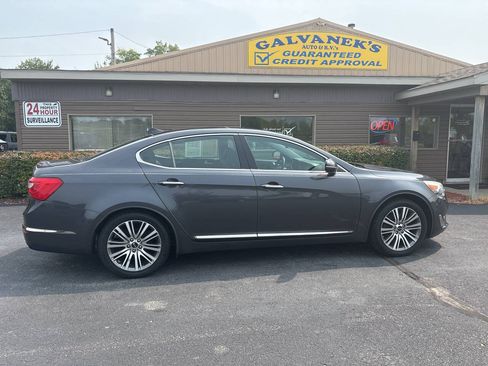 Used 2016 Kia Cadenza Premium FWD image 4