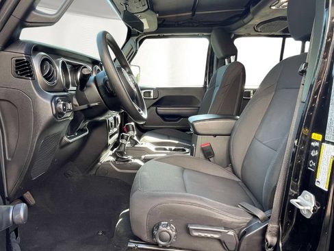 Used 2022 Jeep Wrangler Unlimited Sport AWD/4WD image 14