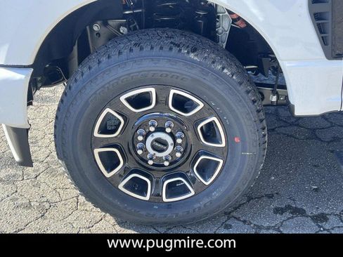 New 2026 Ford F250 Platinum AWD/4WD image 11
