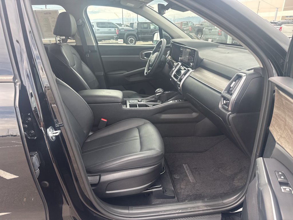 Used 2023 Kia Sorento S AWD/4WD image 31