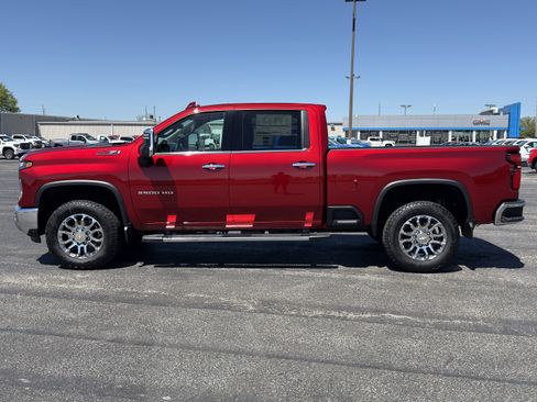 New 2026 Chevrolet Silverado 3500 LTZ w/ LTZ Premium Package AWD/4WD image 6