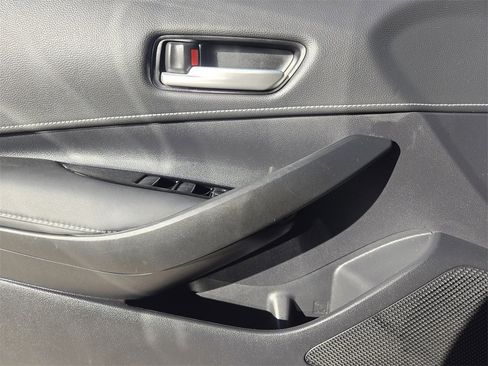 Used 2023 Toyota Corolla SE image 25