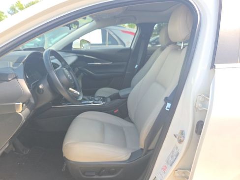 Used 2025 MAZDA CX-30 AWD 2.5 S w/ Preferred Package image 3