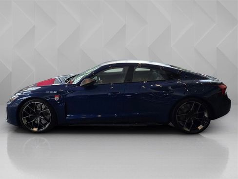 New 2026 Audi RS e-tron GT performance image 4