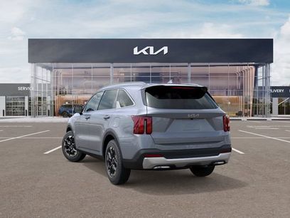 New 2025 Kia Sorento S w/ Panoramic Sunroof Package