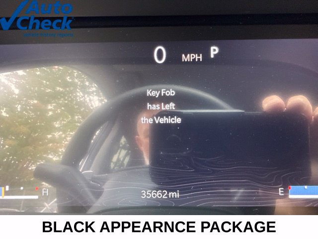 Used 2023 Jeep Grand Cherokee Limited w/ Black Appearance Package AWD/4WD image 12