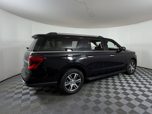 Used 2024 Ford Expedition Max Limited image 4