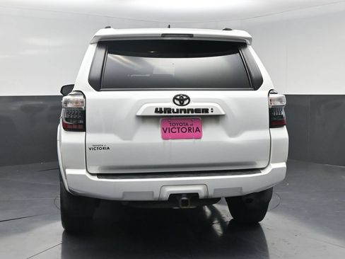 Used 2021 Toyota 4Runner SR5 RWD image 17