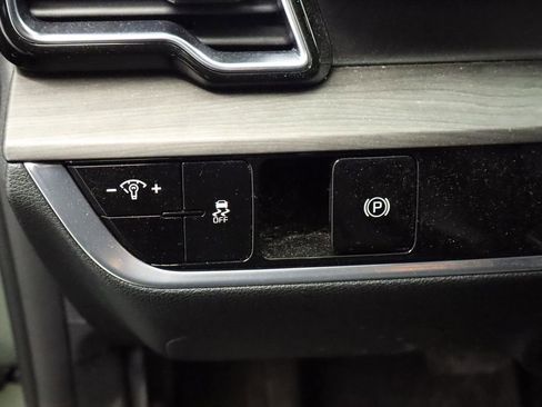 Used 2023 Kia Sportage X-Line AWD/4WD image 30