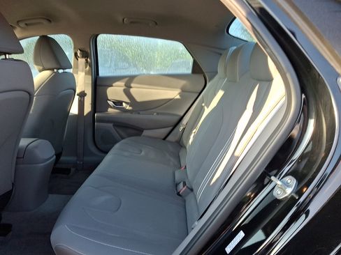 Certified 2023 Hyundai Elantra SEL w/ Convenience Package FWD image 10